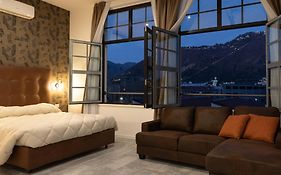 Living Lake Como - Apartments & Parking